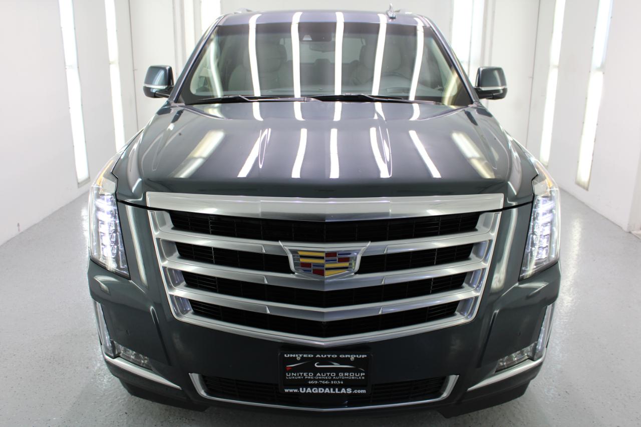 Cadillac Escalade ESV 4WD 4dr Premium Luxury 2019