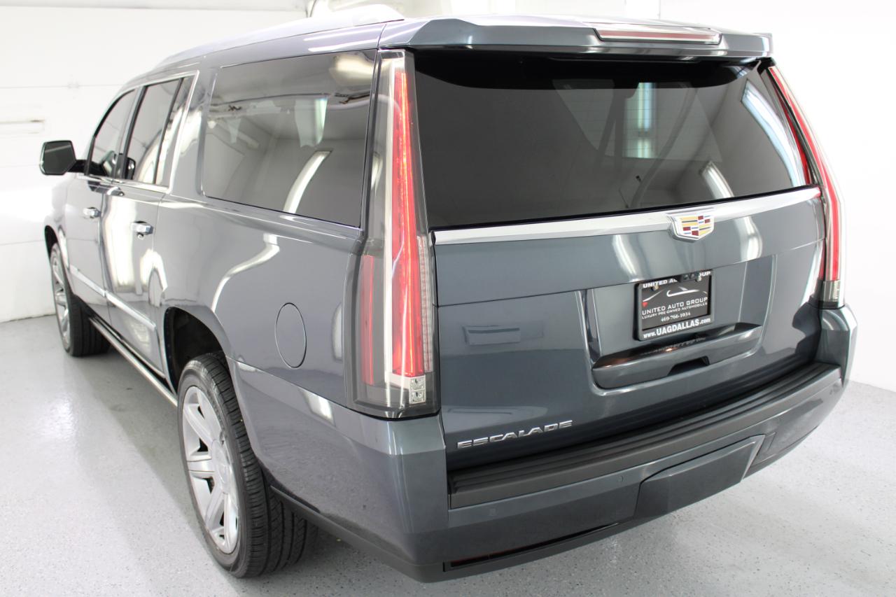 Cadillac Escalade ESV 4WD 4dr Premium Luxury 2019