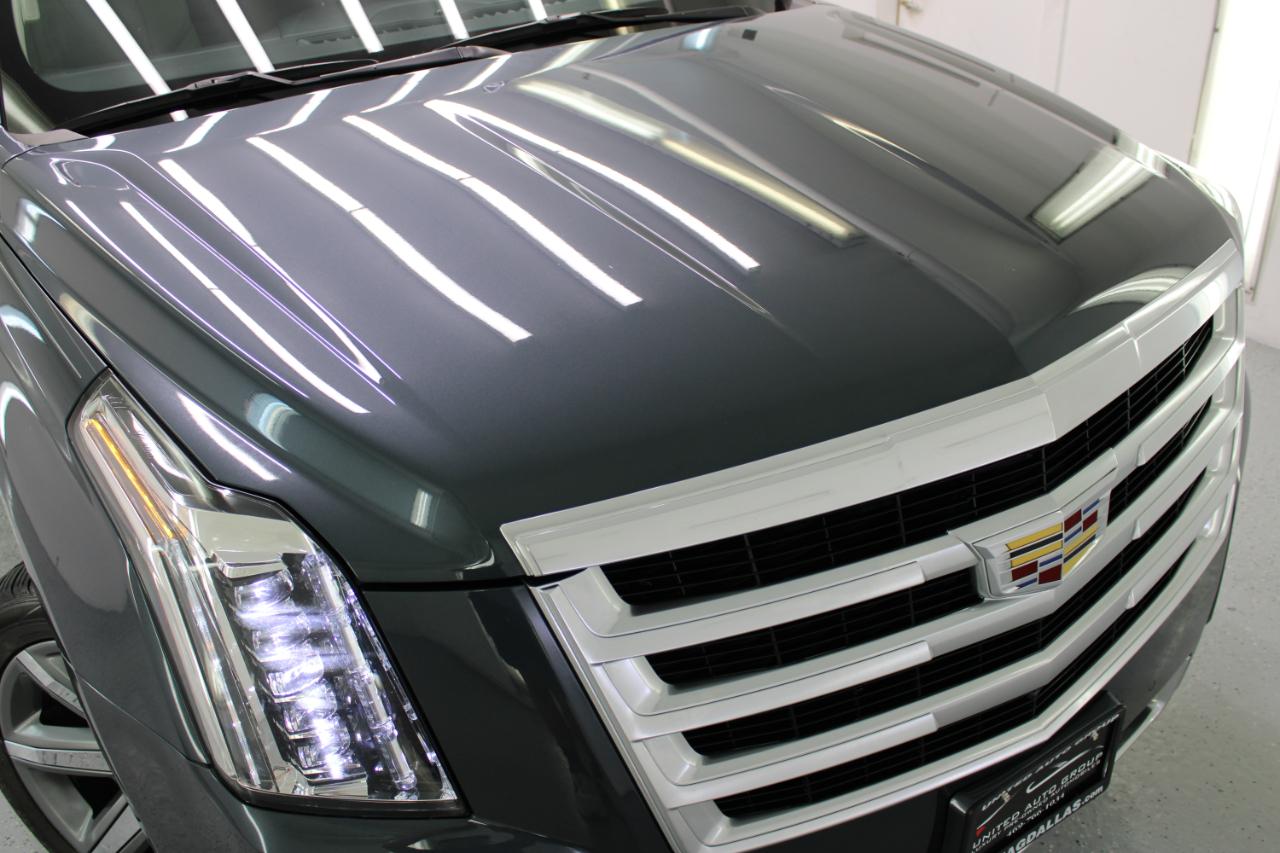 Cadillac Escalade ESV 4WD 4dr Premium Luxury 2019