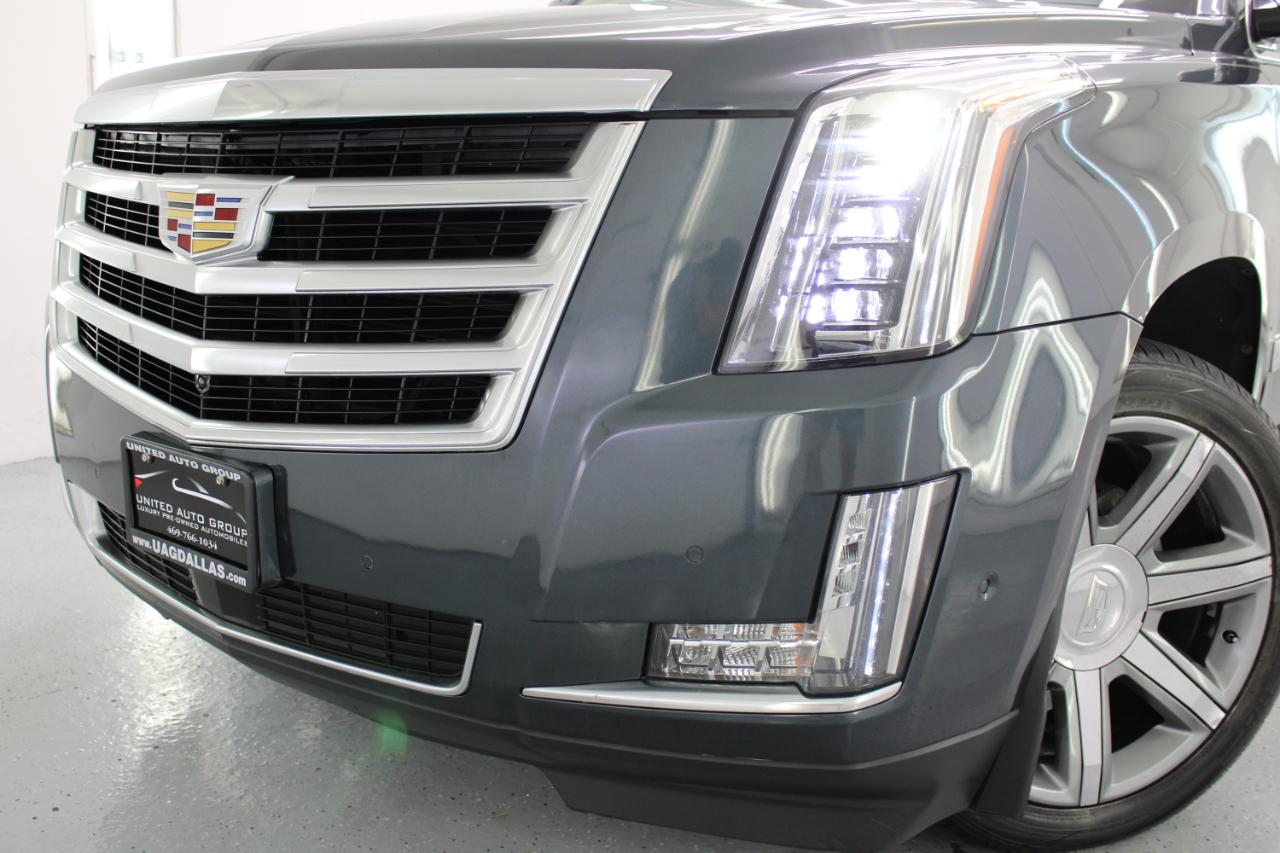 Cadillac Escalade ESV 4WD 4dr Premium Luxury 2019