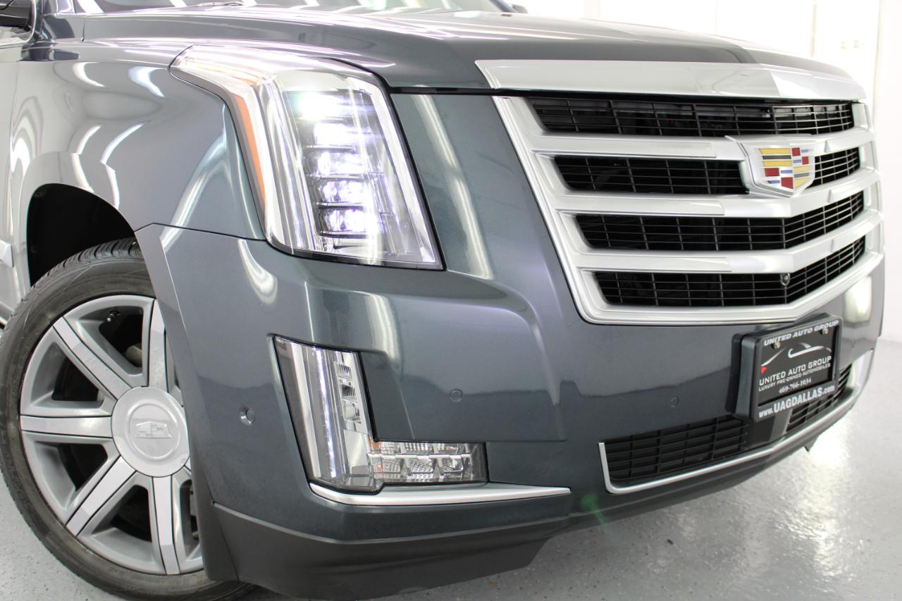 Cadillac Escalade ESV 4WD 4dr Premium Luxury 2019