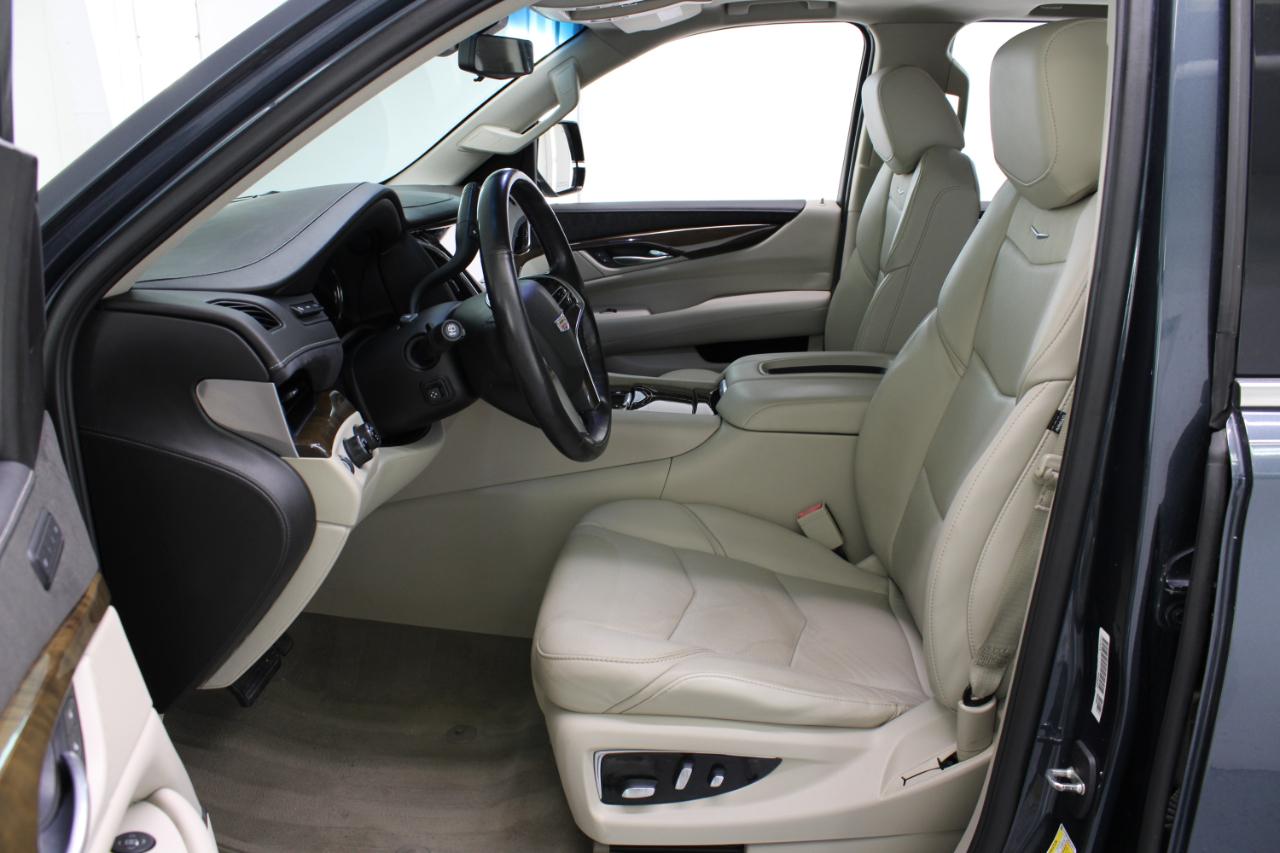 Cadillac Escalade ESV 4WD 4dr Premium Luxury 2019