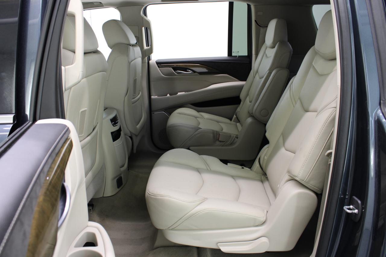 Cadillac Escalade ESV 4WD 4dr Premium Luxury 2019