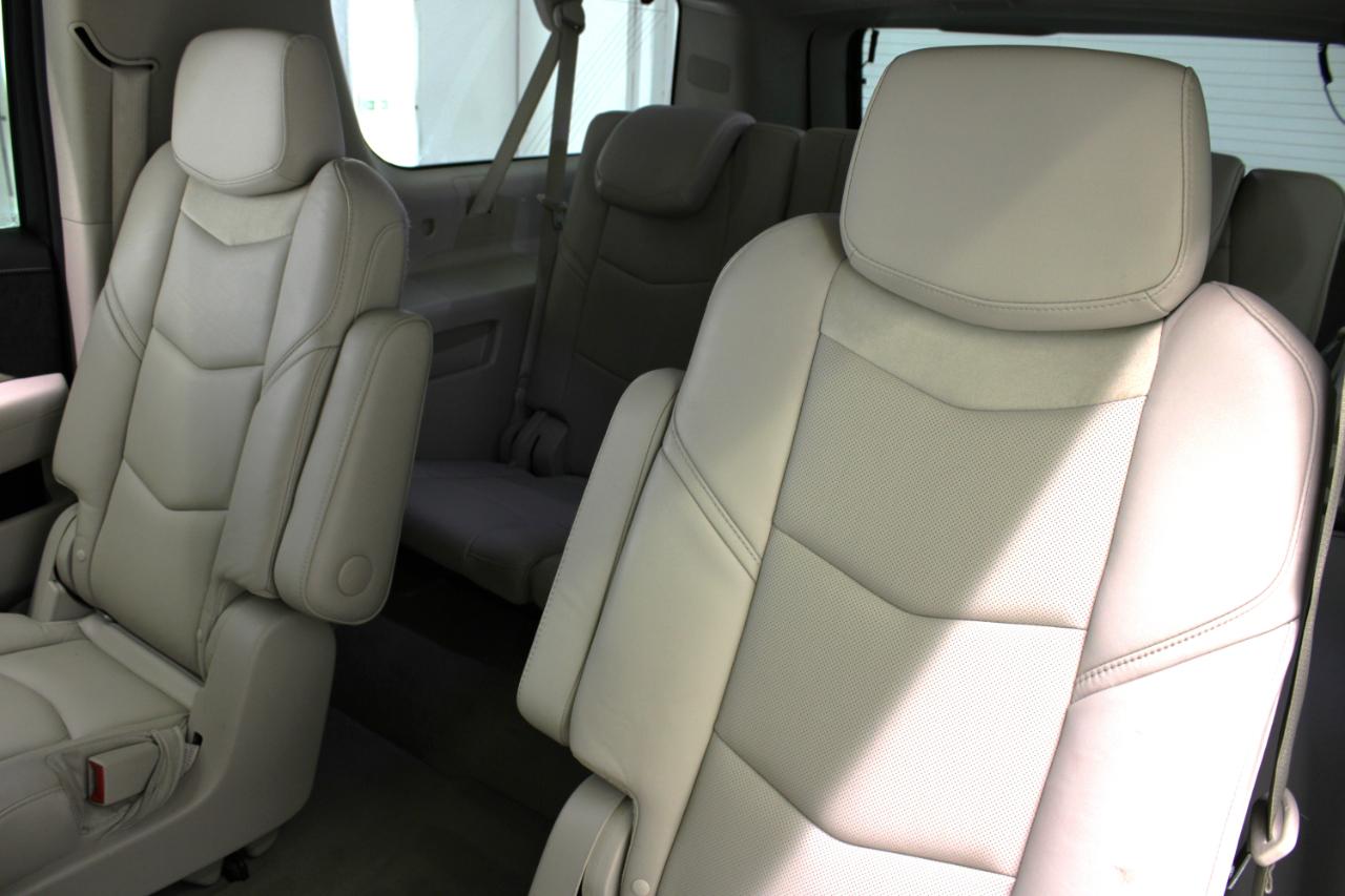 Cadillac Escalade ESV 4WD 4dr Premium Luxury 2019