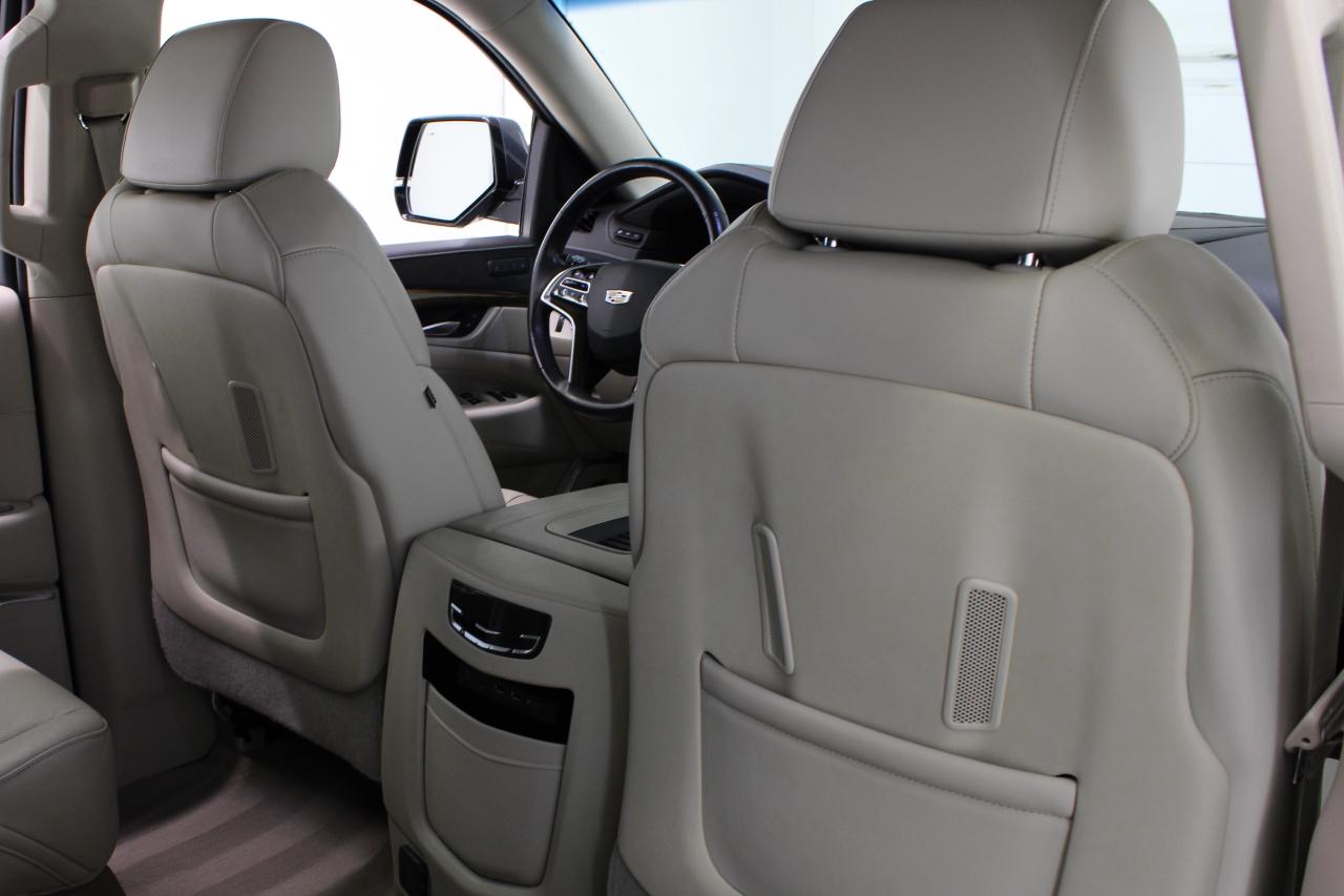 Cadillac Escalade ESV 4WD 4dr Premium Luxury 2019