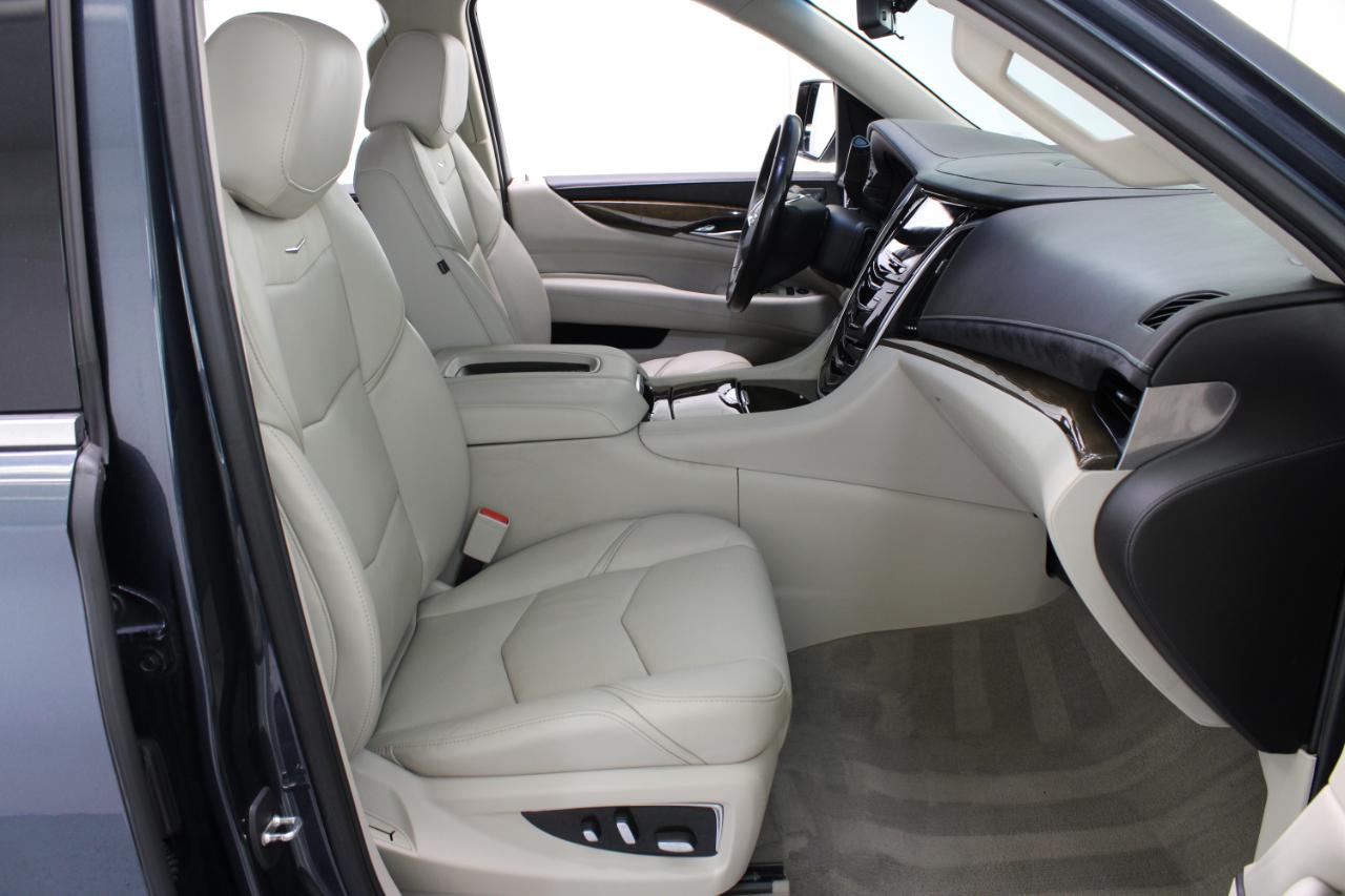 Cadillac Escalade ESV 4WD 4dr Premium Luxury 2019