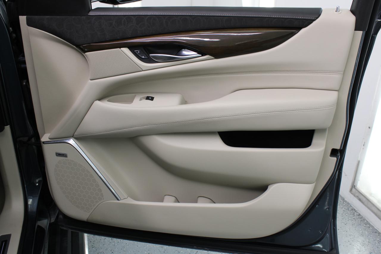 Cadillac Escalade ESV 4WD 4dr Premium Luxury 2019