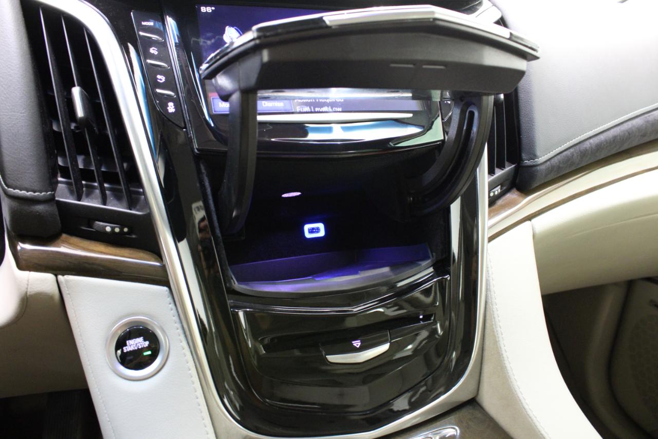 Cadillac Escalade ESV 4WD 4dr Premium Luxury 2019
