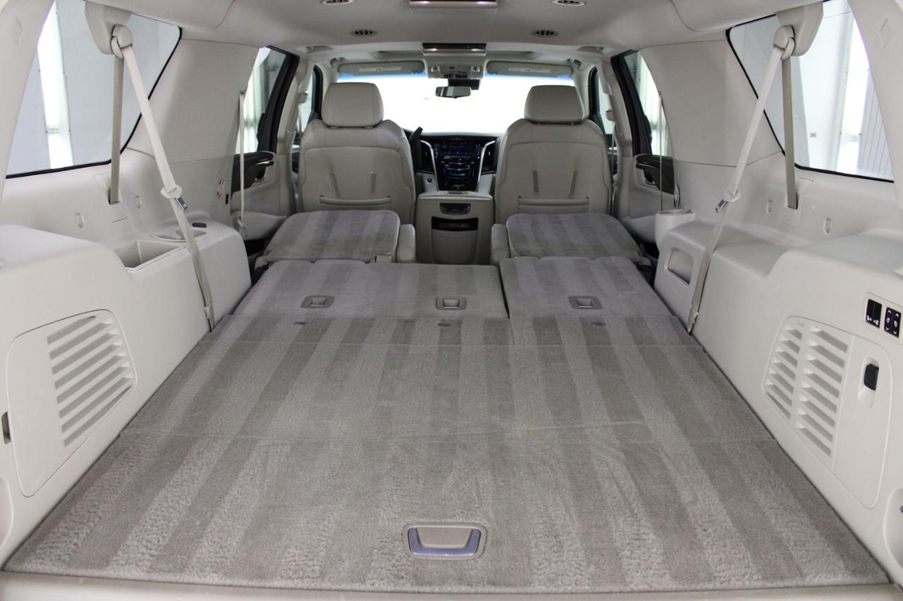 Cadillac Escalade ESV 4WD 4dr Premium Luxury 2019
