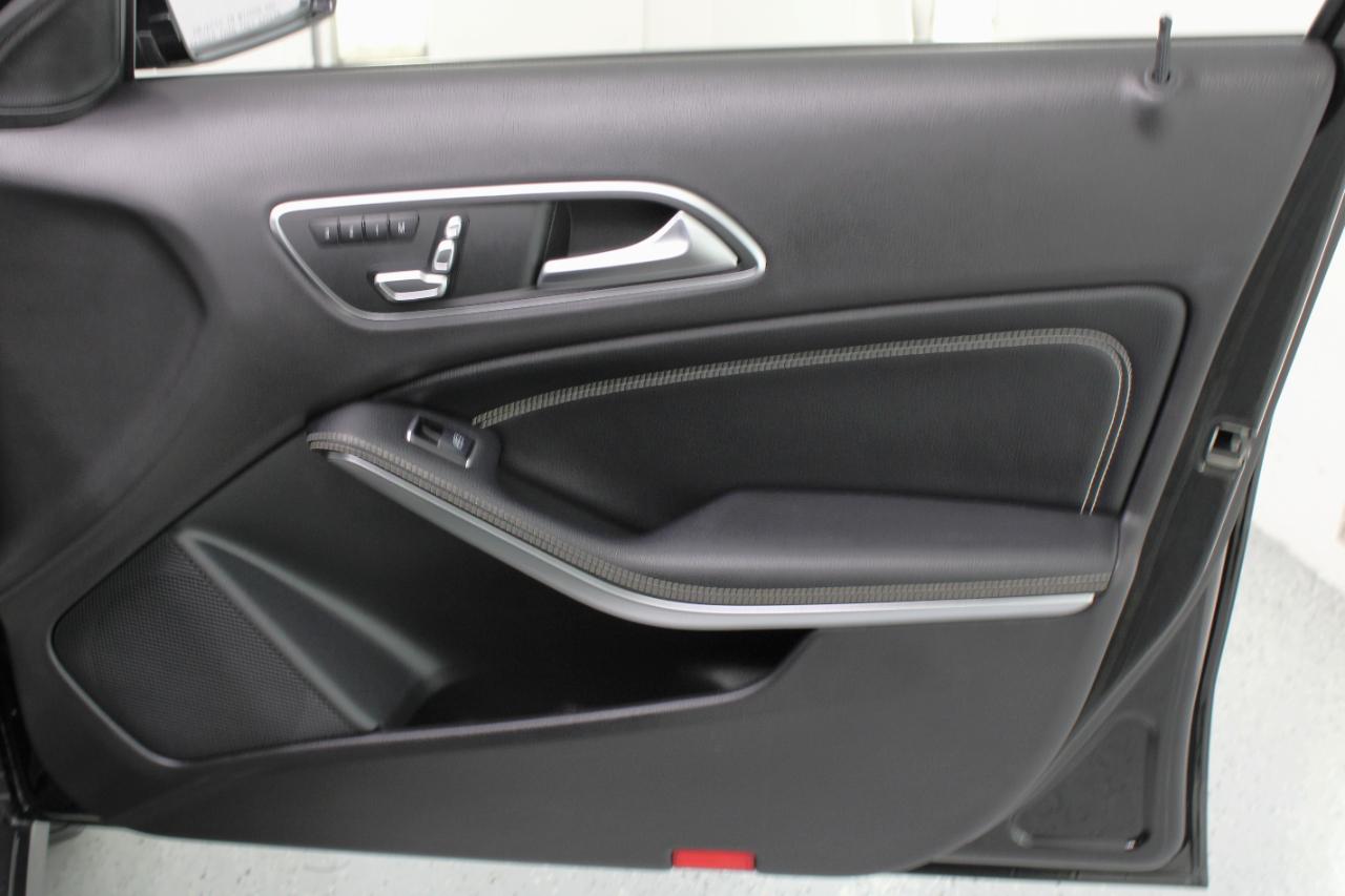 Mercedes-Benz GLA GLA 250 SUV 2019