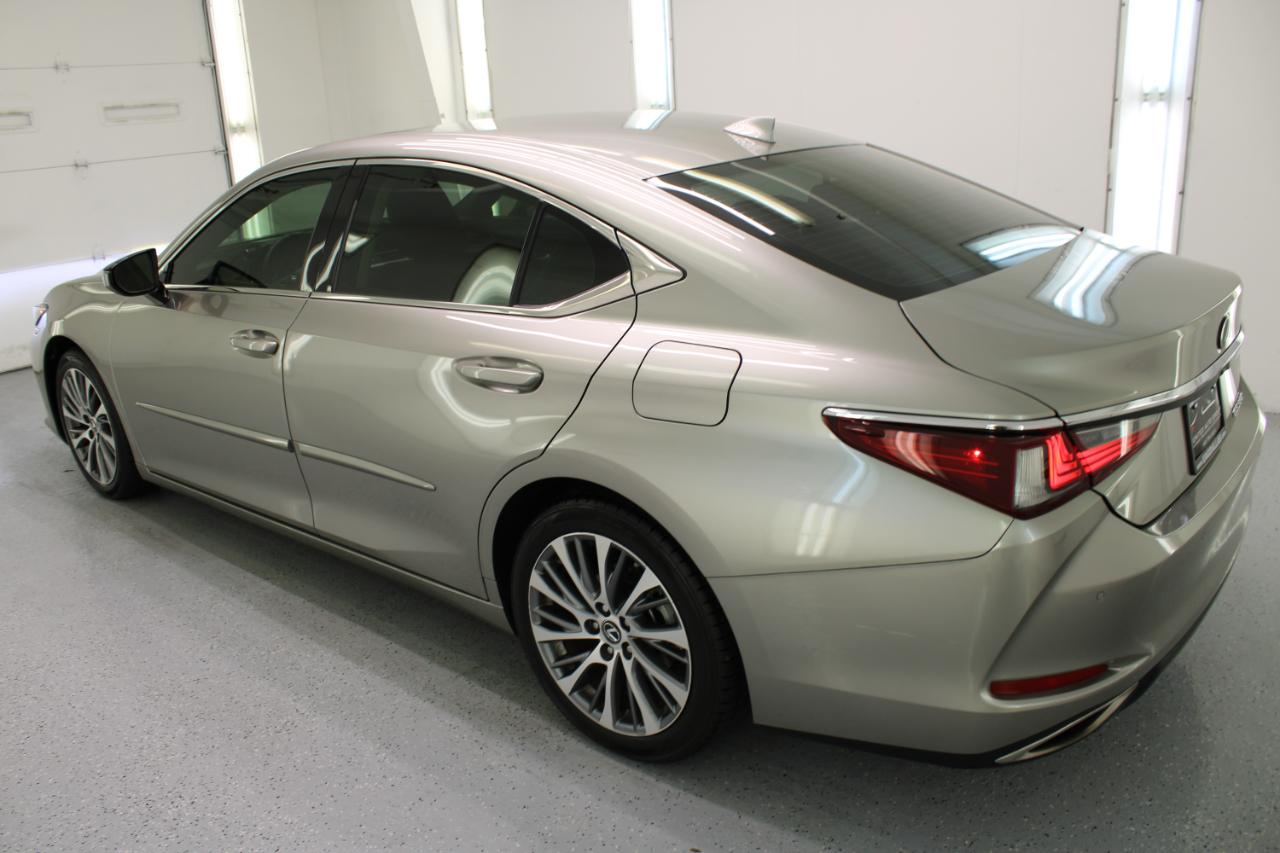Lexus ES ES 350 FWD 2019