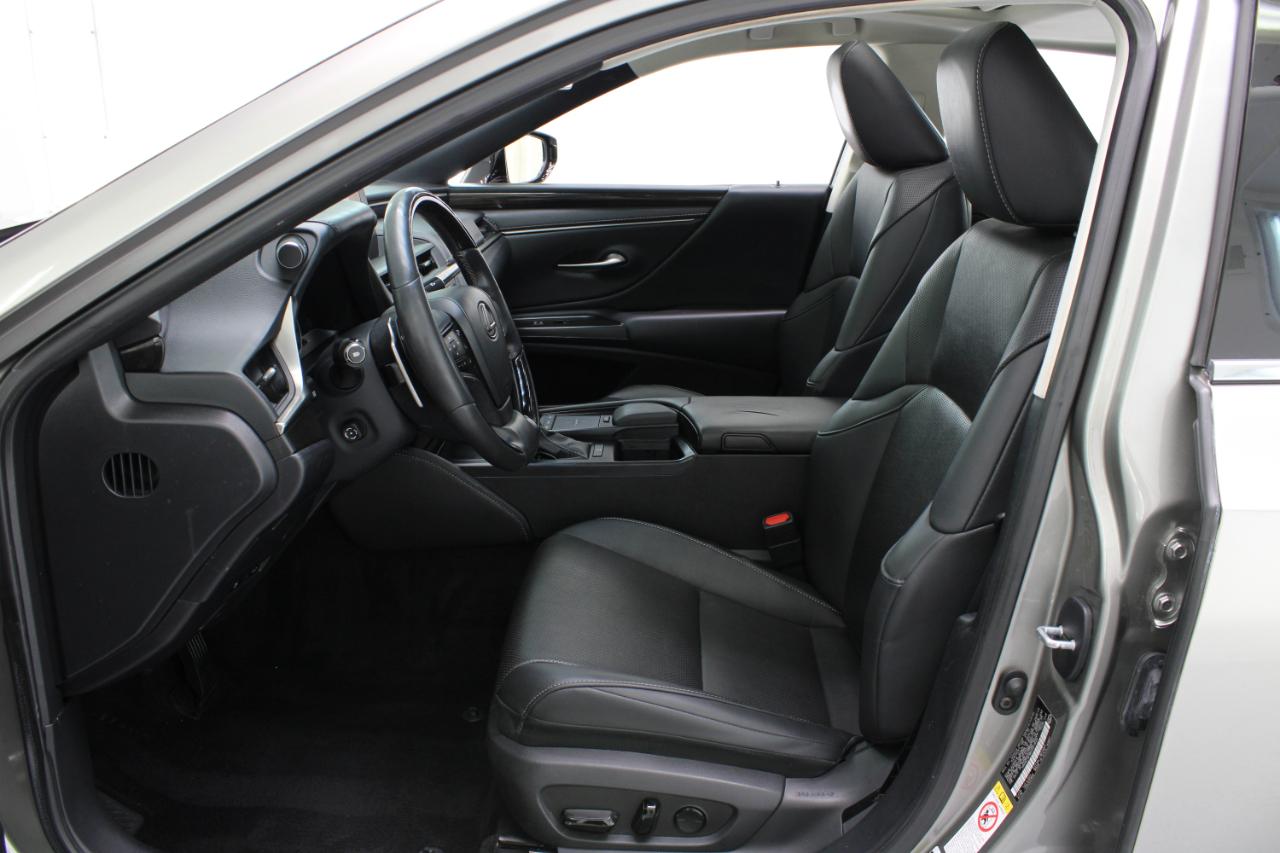 Lexus ES ES 350 FWD 2019
