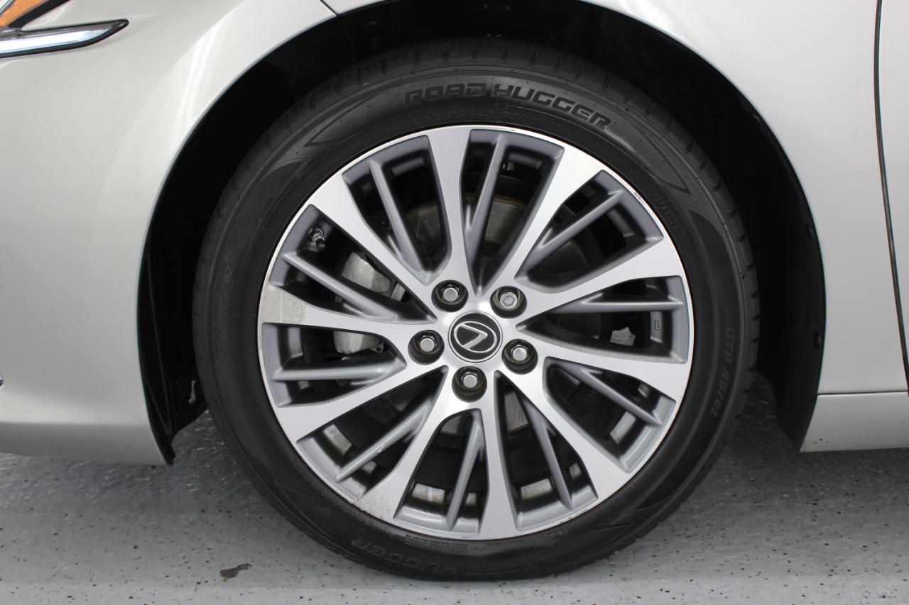 Lexus ES ES 350 FWD 2019