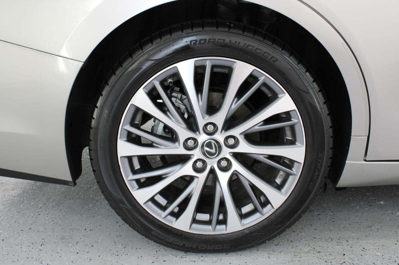 Lexus ES ES 350 FWD 2019