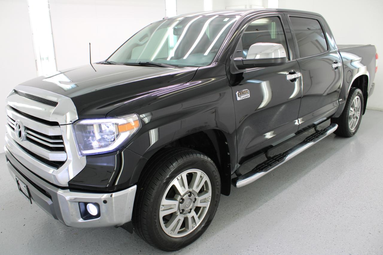 Toyota Tundra 4WD 1794 Edition CrewMax 5.5' Bed 5.7L FFV (Natl) 2017