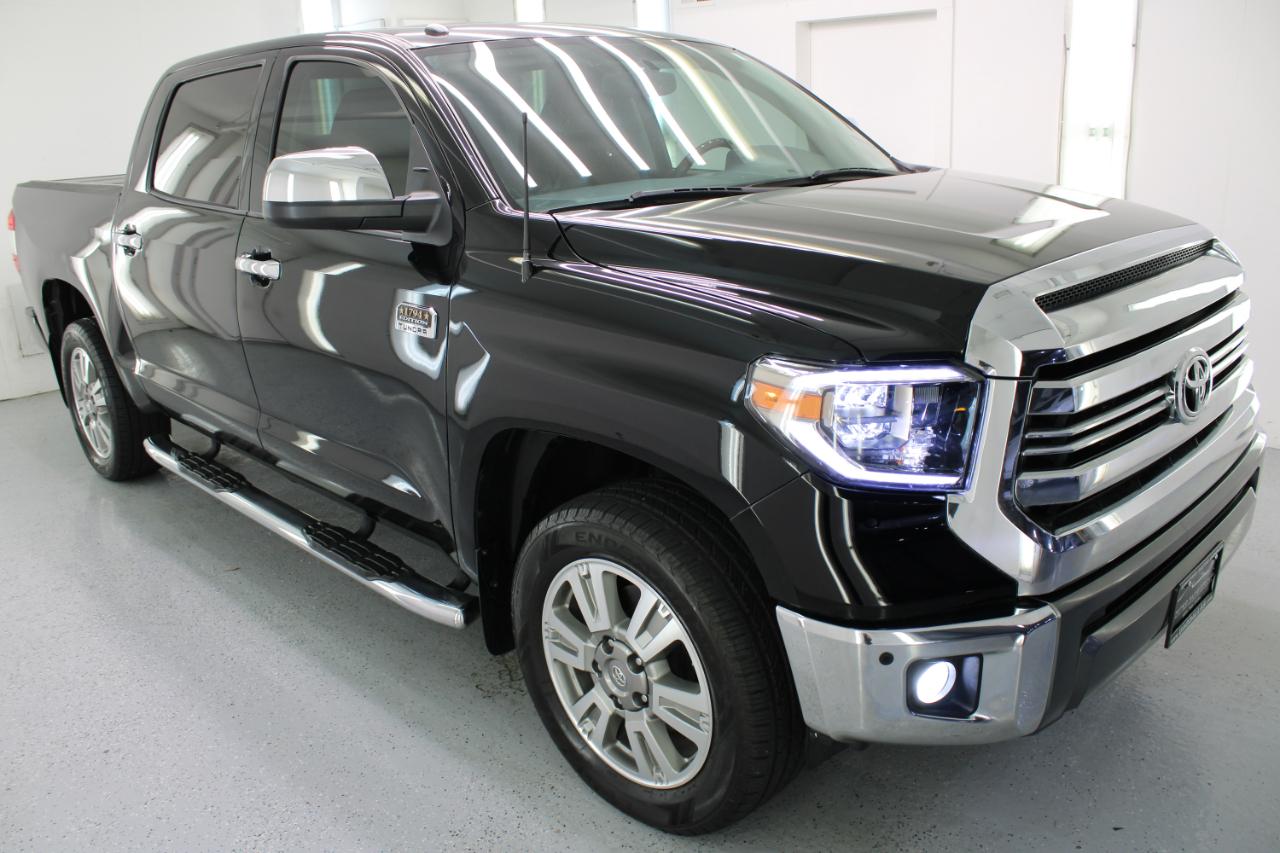 Toyota Tundra 4WD 1794 Edition CrewMax 5.5' Bed 5.7L FFV (Natl) 2017
