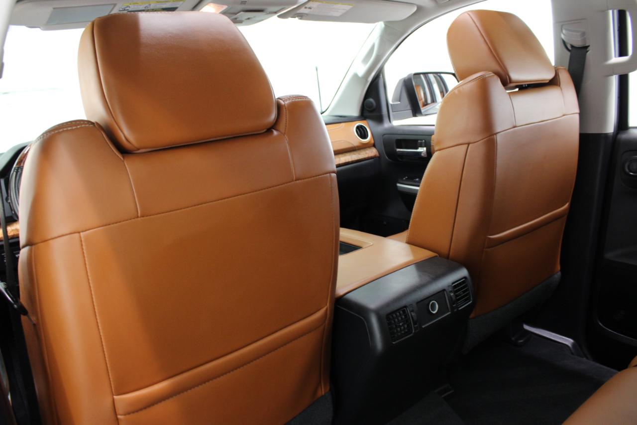 Toyota Tundra 4WD 1794 Edition CrewMax 5.5' Bed 5.7L FFV (Natl) 2017
