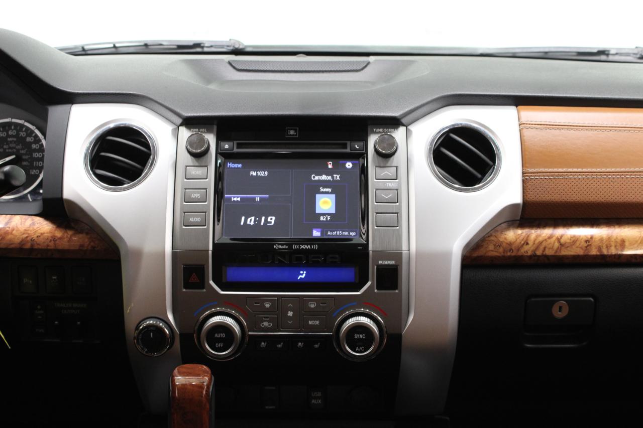Toyota Tundra 4WD 1794 Edition CrewMax 5.5' Bed 5.7L FFV (Natl) 2017