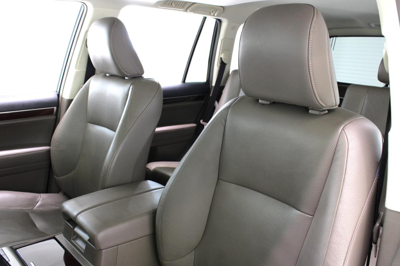 Lexus GX 460 4WD 4dr Premium 2019