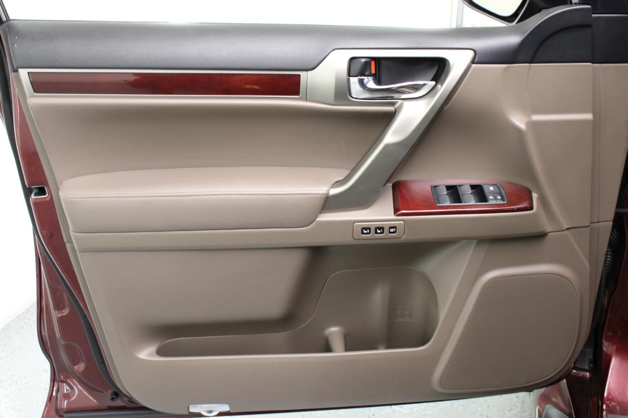 Lexus GX 460 4WD 4dr Premium 2019