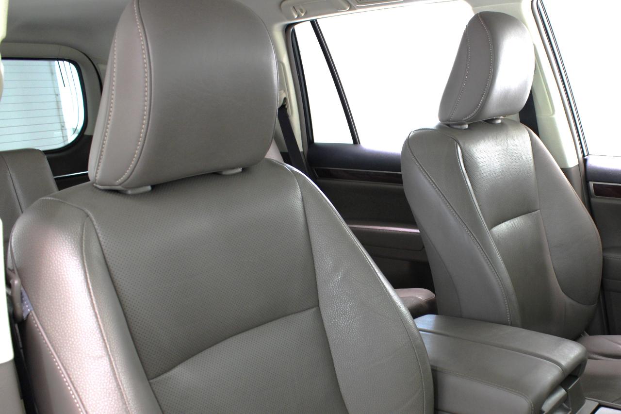 Lexus GX 460 4WD 4dr Premium 2019
