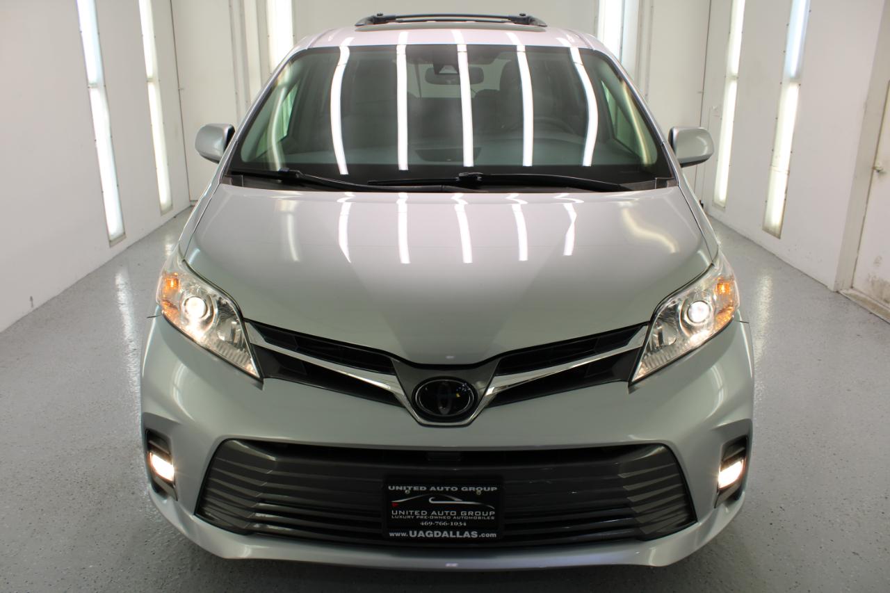 Toyota Sienna XLE Premium FWD 8-Passenger (Natl) 2020