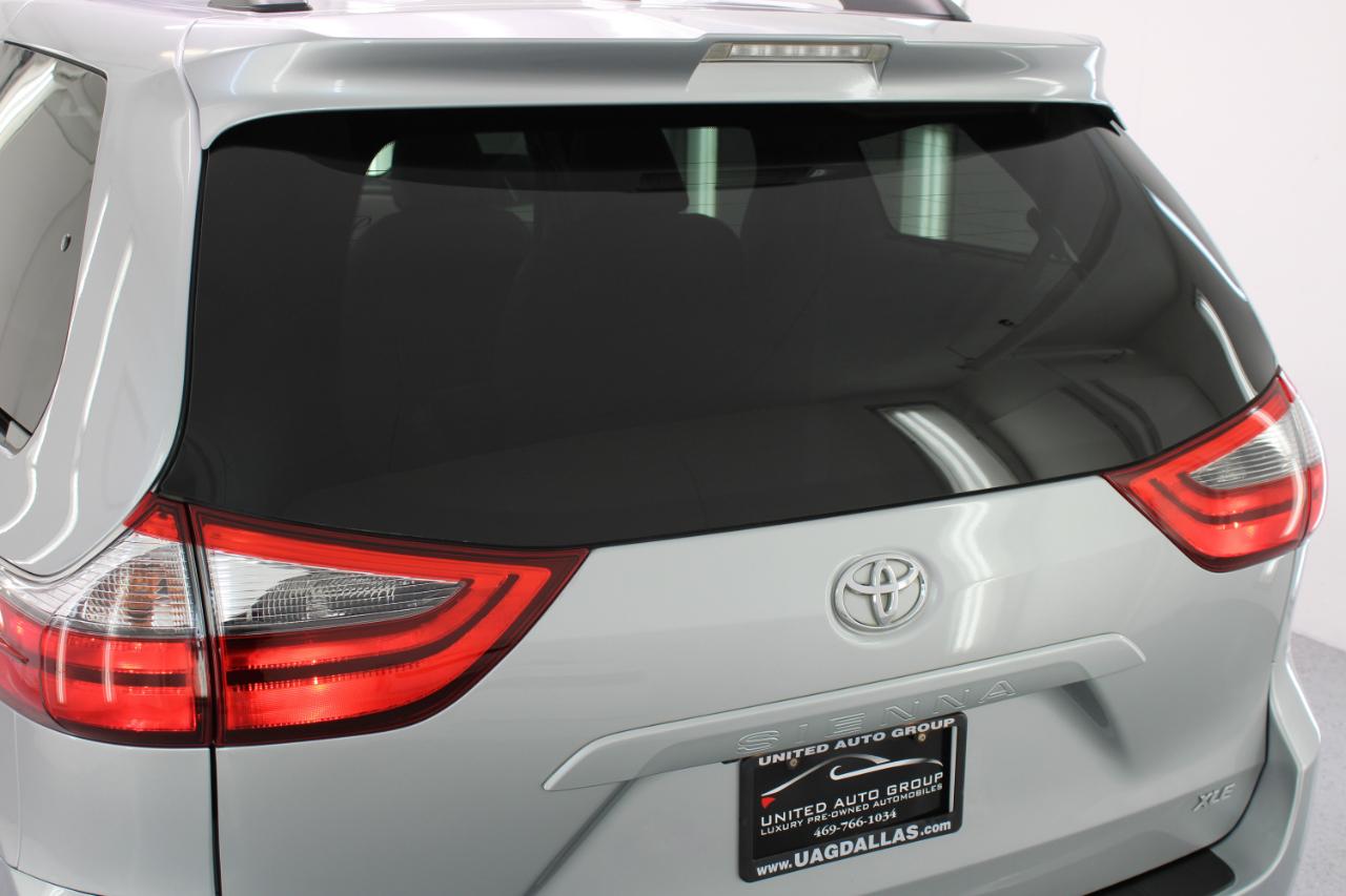 Toyota Sienna XLE Premium FWD 8-Passenger (Natl) 2020