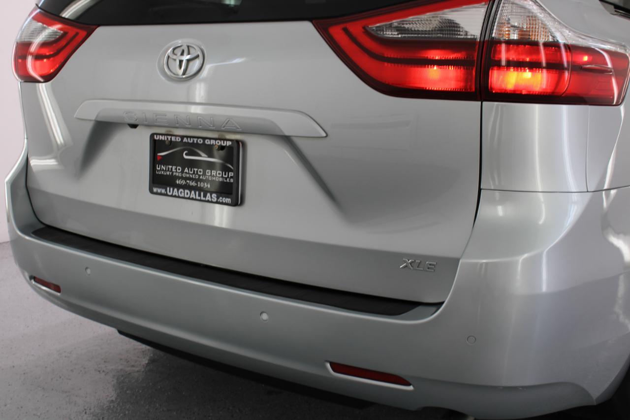 Toyota Sienna XLE Premium FWD 8-Passenger (Natl) 2020