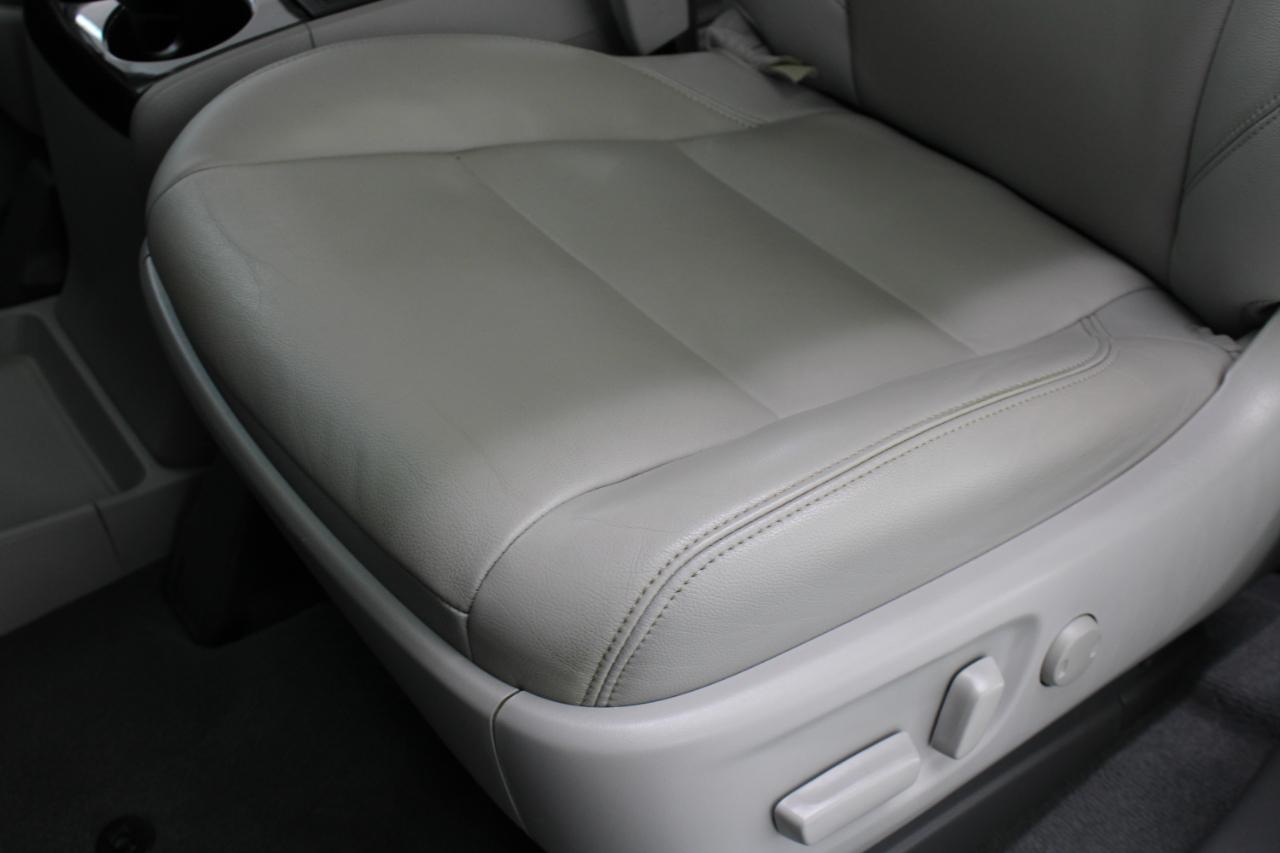 Toyota Sienna XLE Premium FWD 8-Passenger (Natl) 2020
