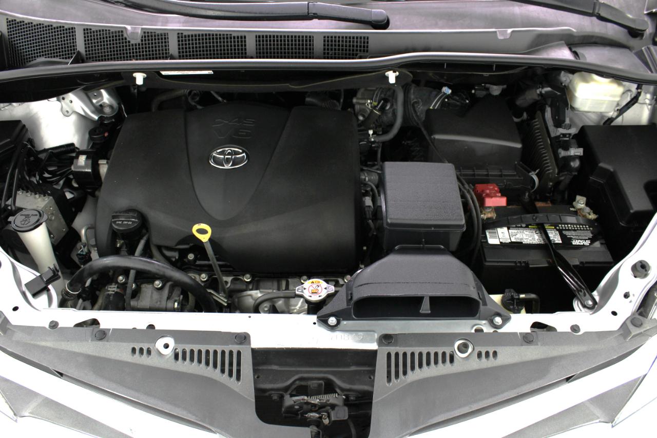 Toyota Sienna XLE Premium FWD 8-Passenger (Natl) 2020