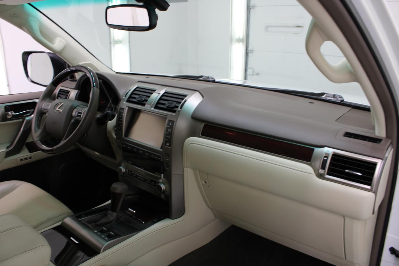 Lexus GX 460 4WD 4dr 2015