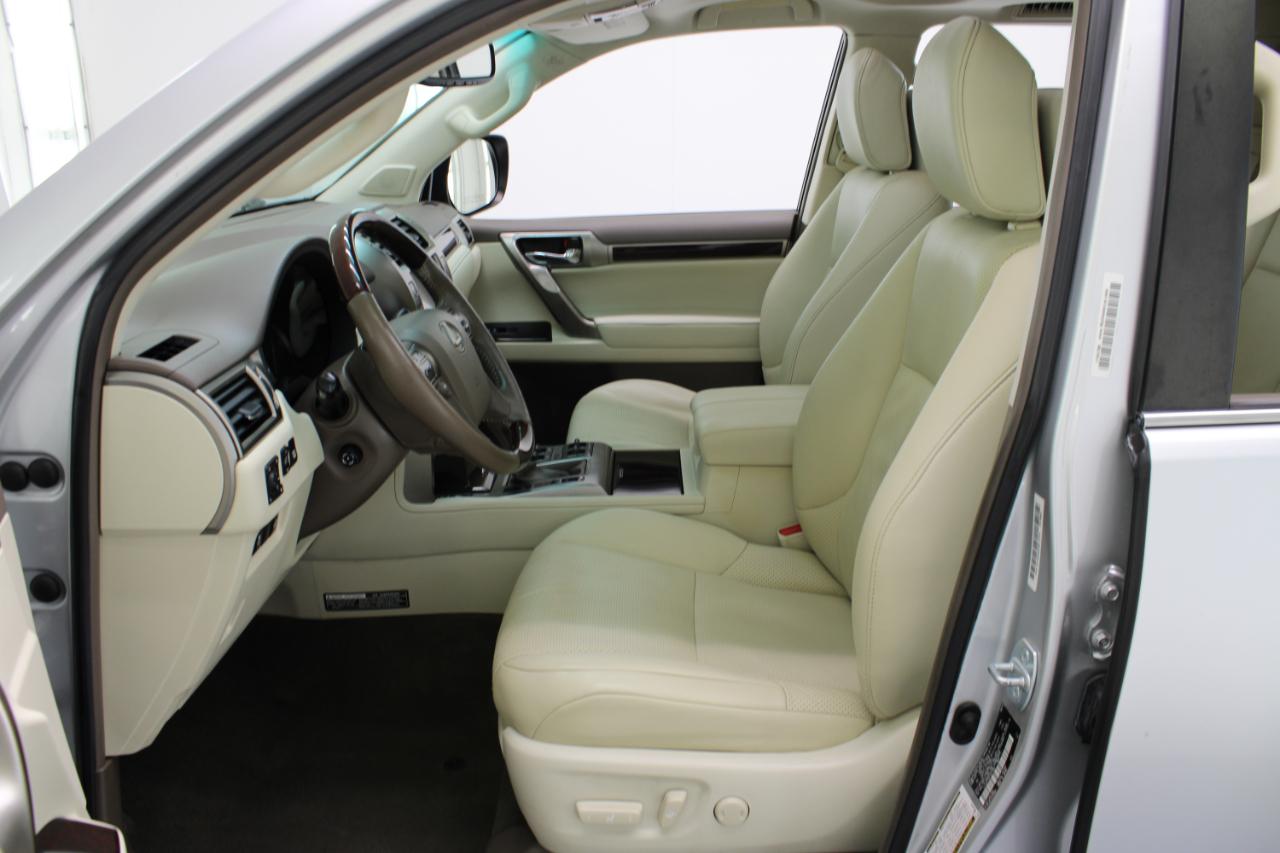 Lexus GX 460 4WD 4dr Luxury 2015