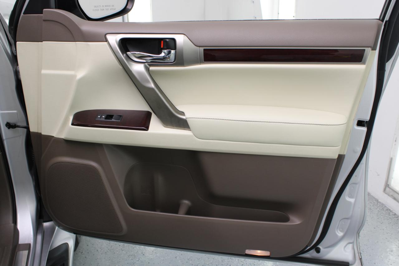Lexus GX 460 4WD 4dr Luxury 2015