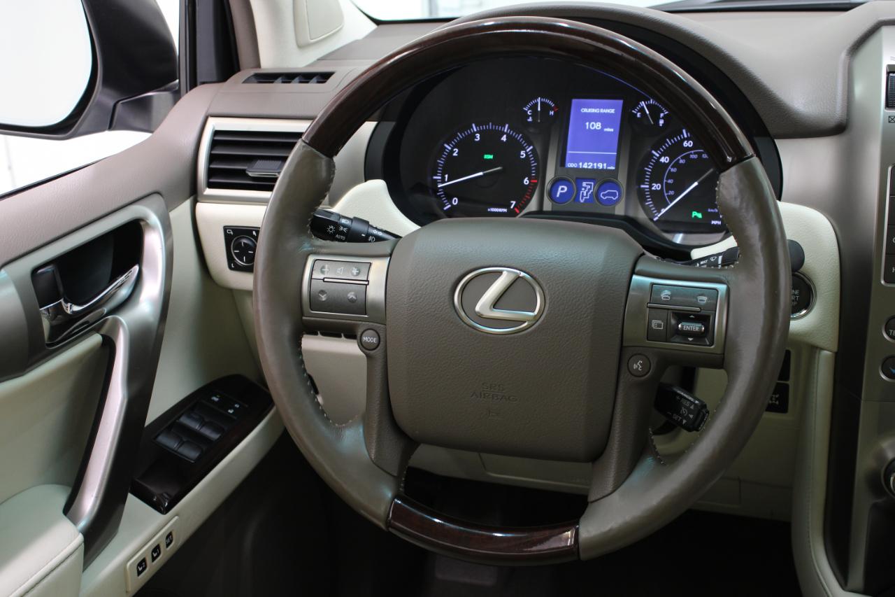 Lexus GX 460 4WD 4dr Luxury 2015