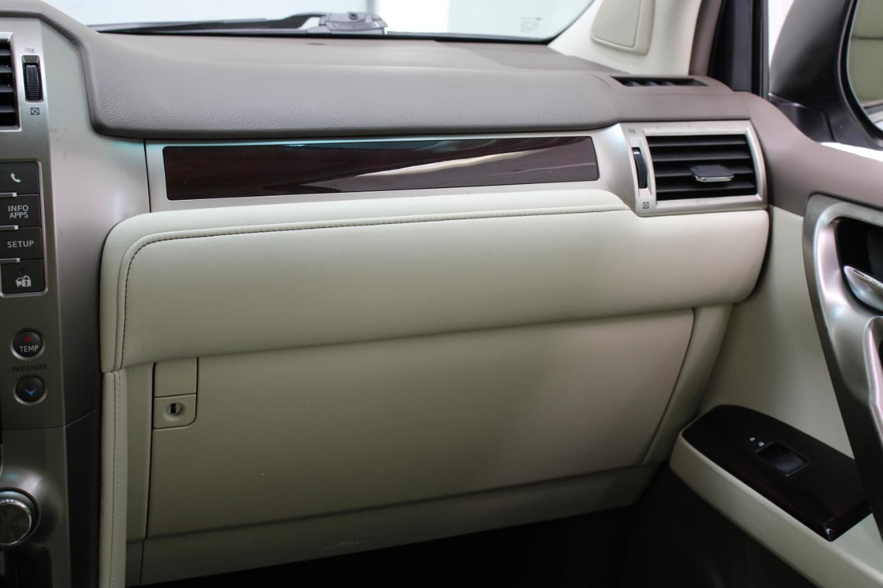 Lexus GX 460 4WD 4dr Luxury 2015