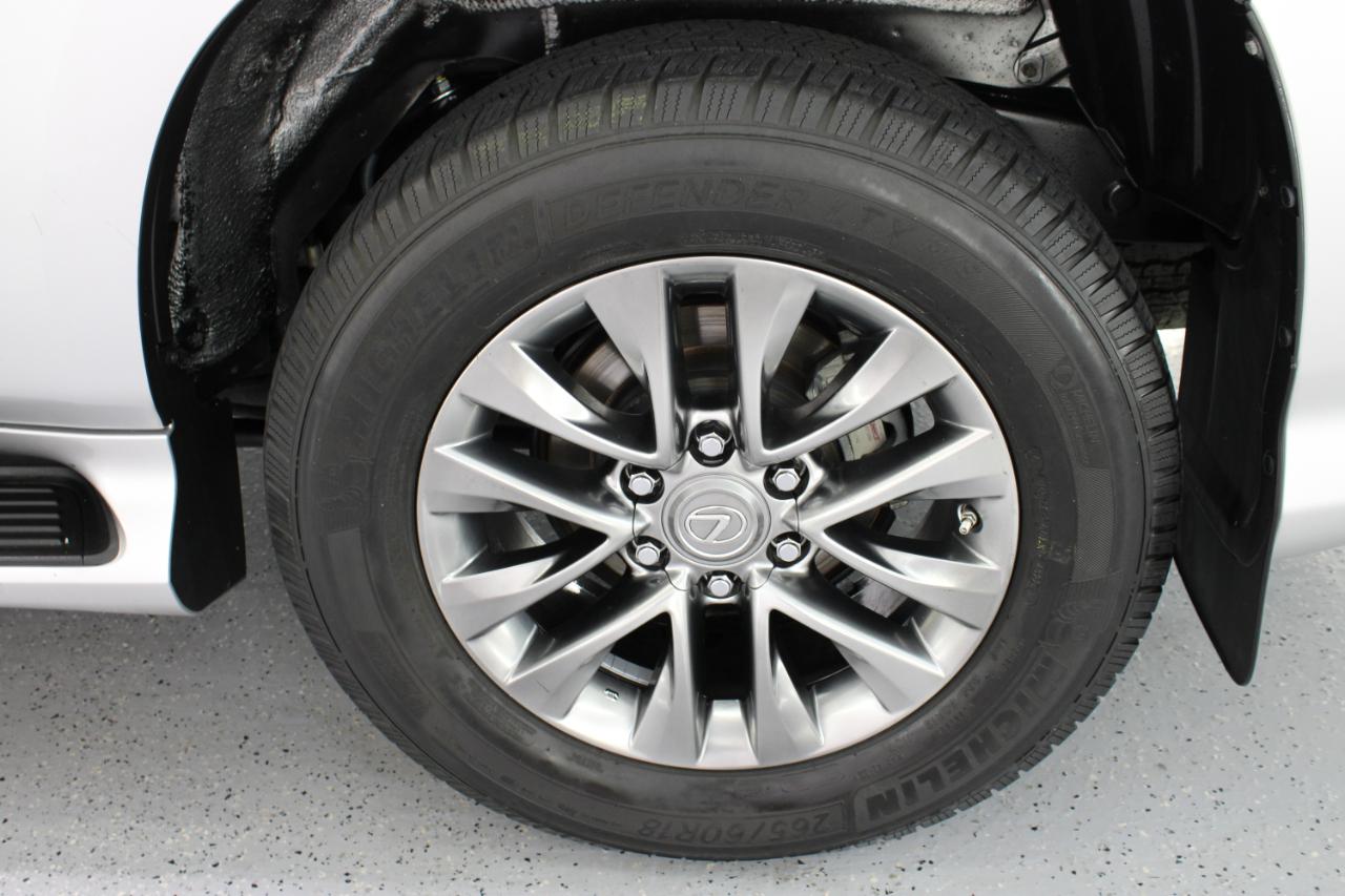 Lexus GX 460 4WD 4dr Luxury 2015