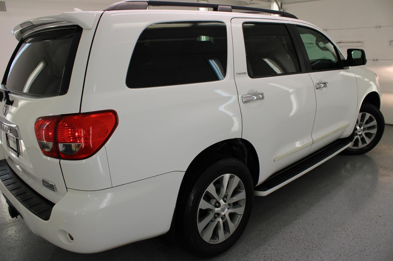 Toyota Sequoia RWD 5.7L Limited (Natl) 2016