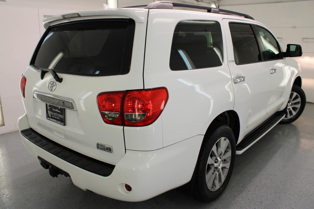 Toyota Sequoia RWD 5.7L Limited (Natl) 2016