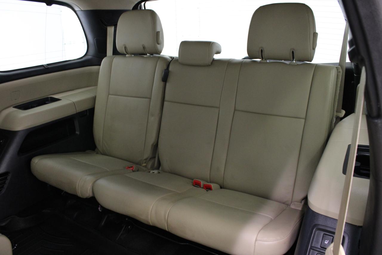 Toyota Sequoia RWD 5.7L Limited (Natl) 2016