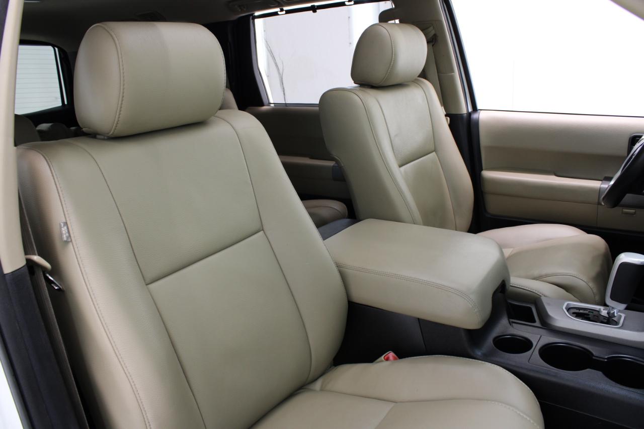 Toyota Sequoia RWD 5.7L Limited (Natl) 2016