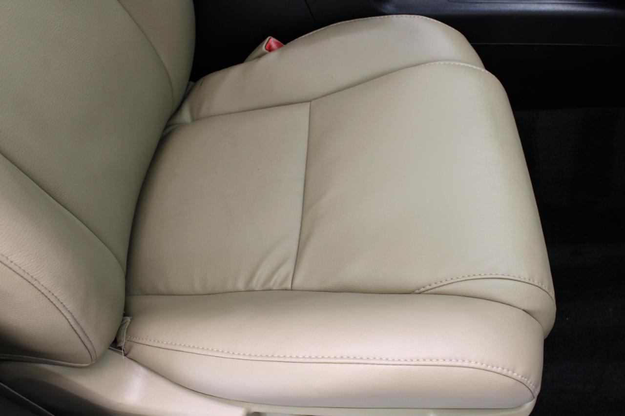Toyota Sequoia RWD 5.7L Limited (Natl) 2016