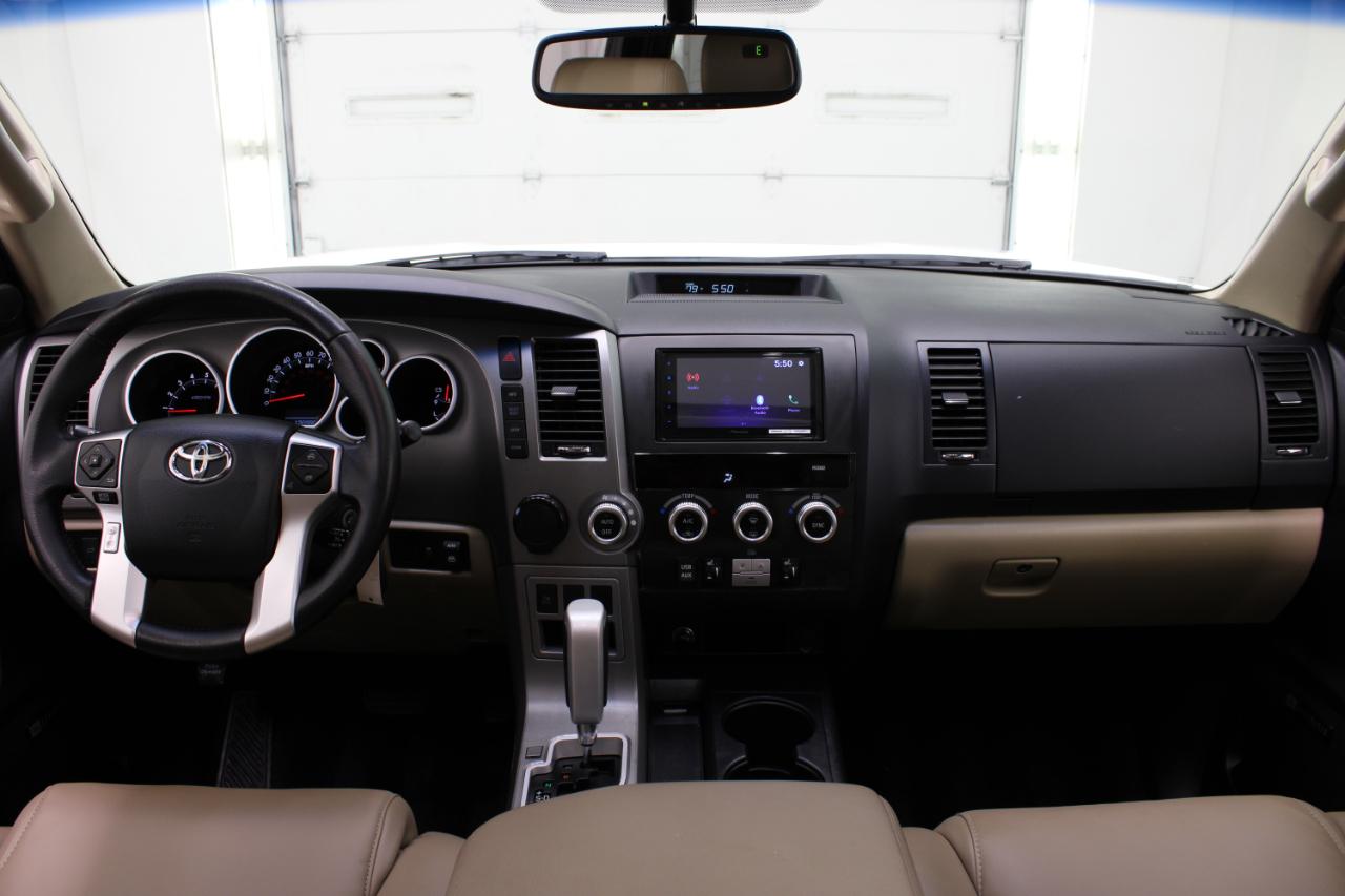 Toyota Sequoia RWD 5.7L Limited (Natl) 2016