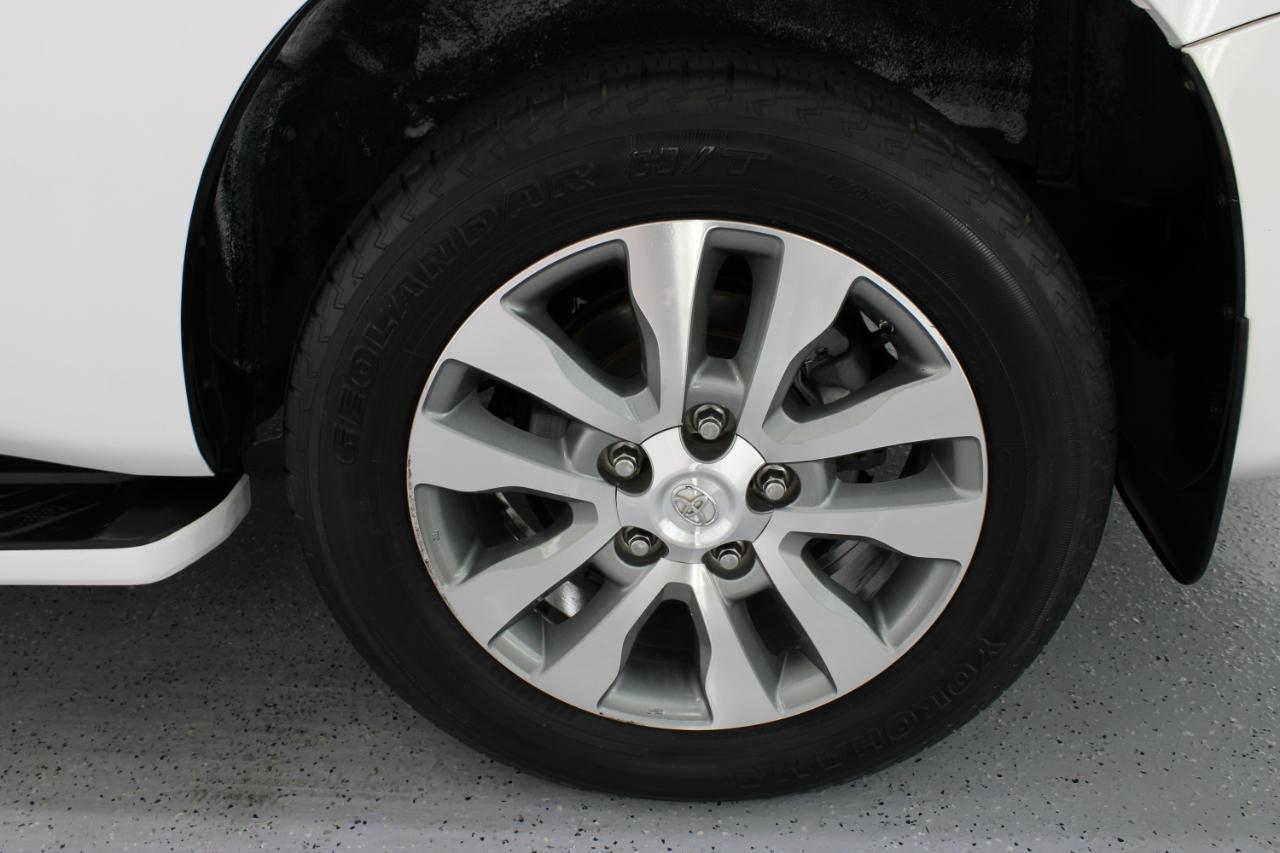 Toyota Sequoia RWD 5.7L Limited (Natl) 2016