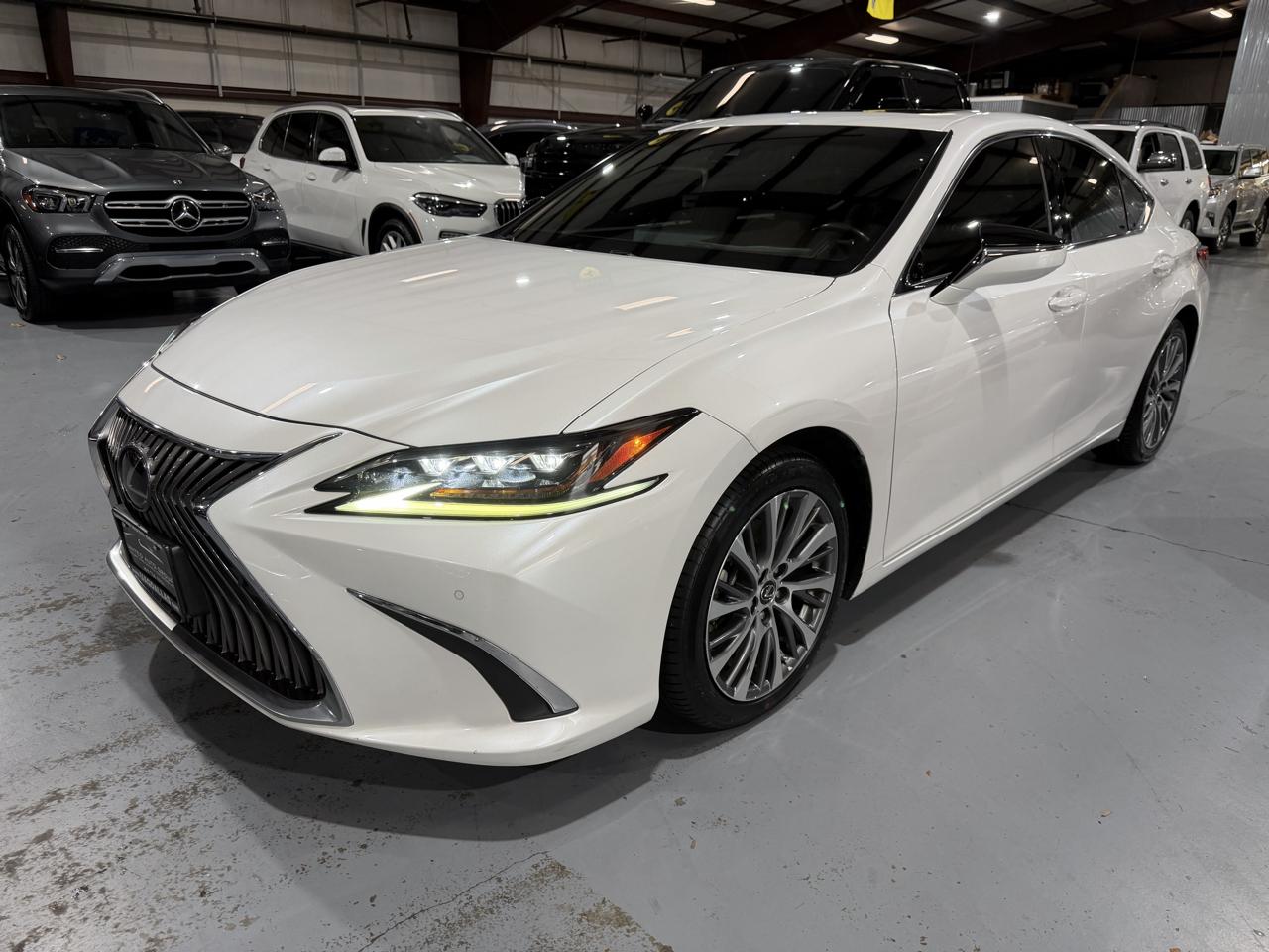 Lexus ES 350 Luxury 2019