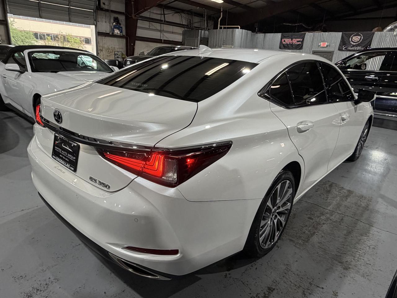 Lexus ES 350 Luxury 2019