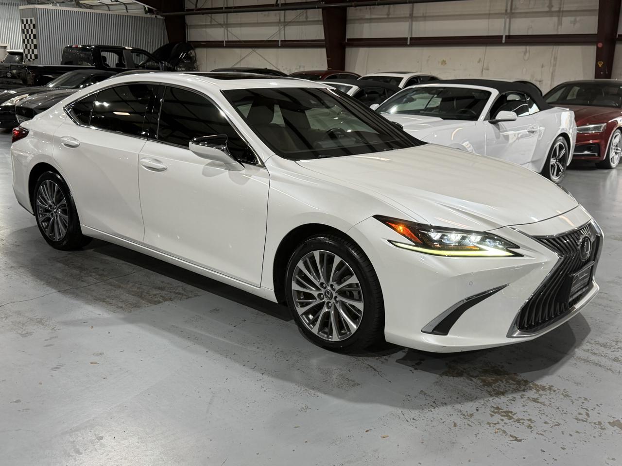 Lexus ES 350 Luxury 2019