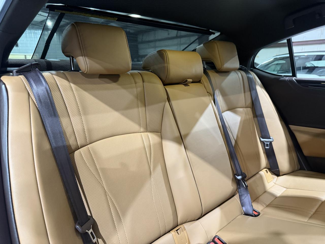 Lexus ES 350 Luxury 2019