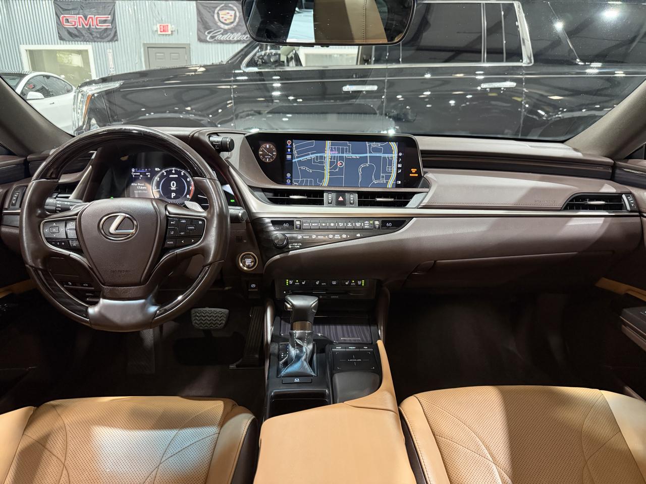 Lexus ES 350 Luxury 2019