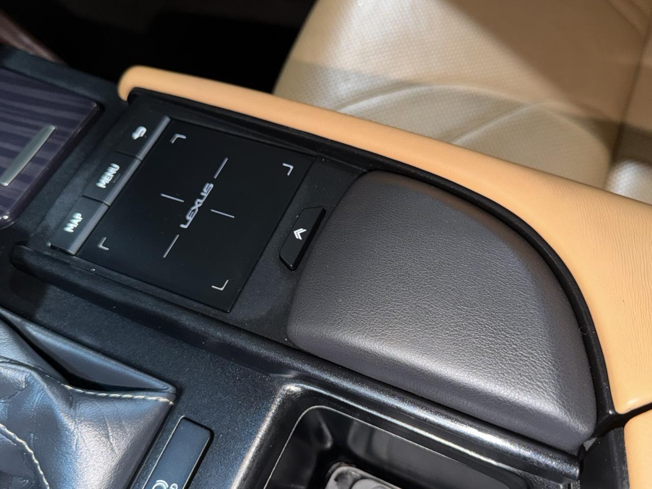 Lexus ES 350 Luxury 2019