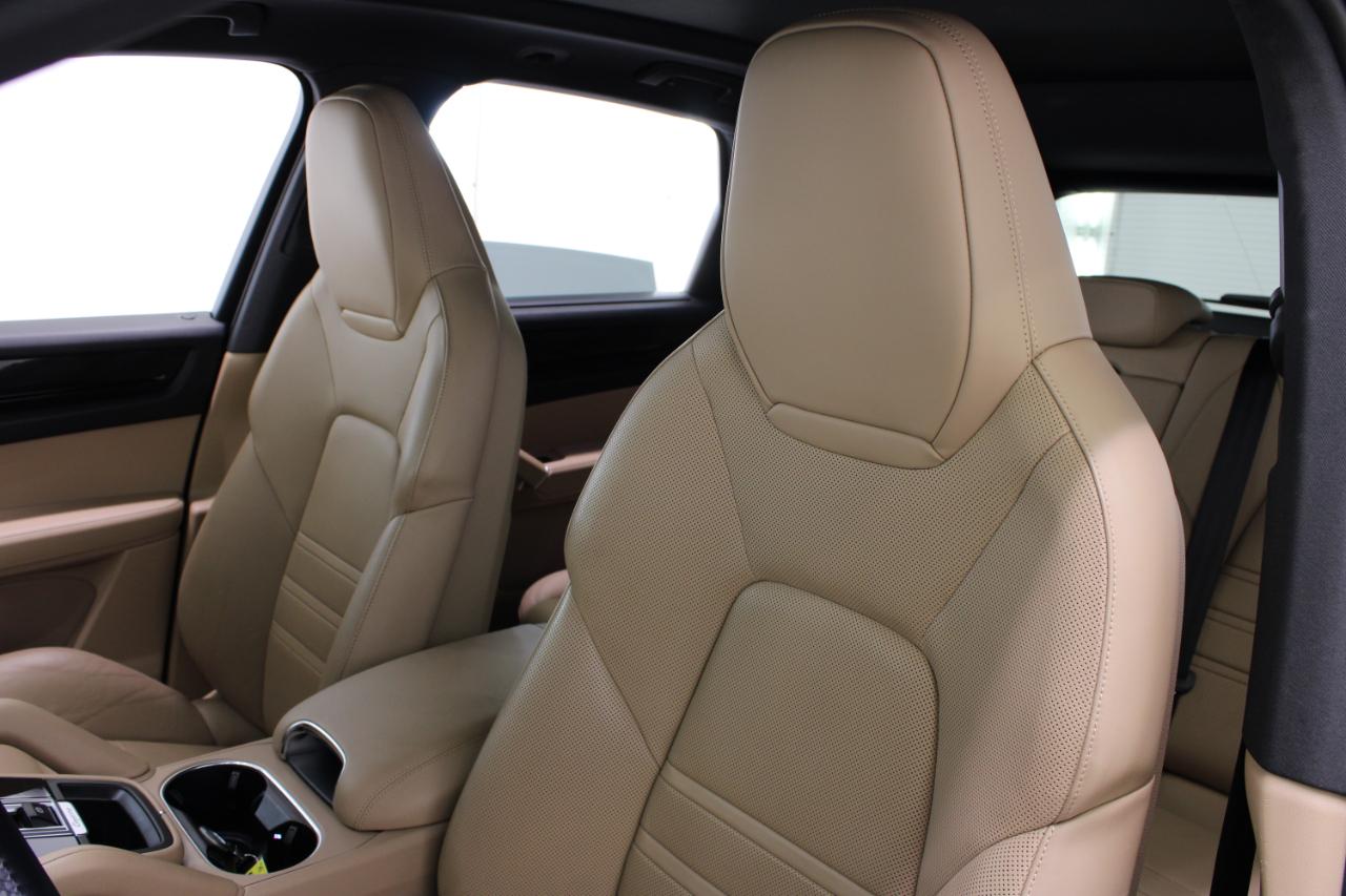 Porsche Cayenne AWD 2019